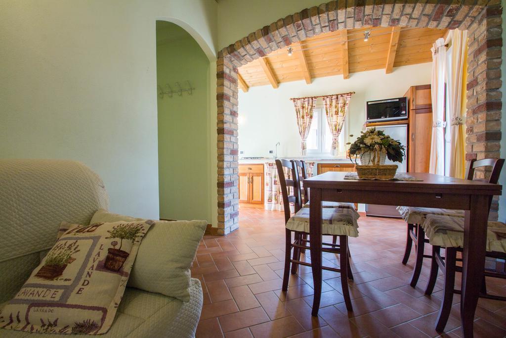 Agriturismo Ada Musso Ss Diano Borello Bilik gambar